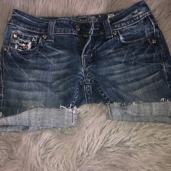 Miss Me Shorts - Picture 8 of 8